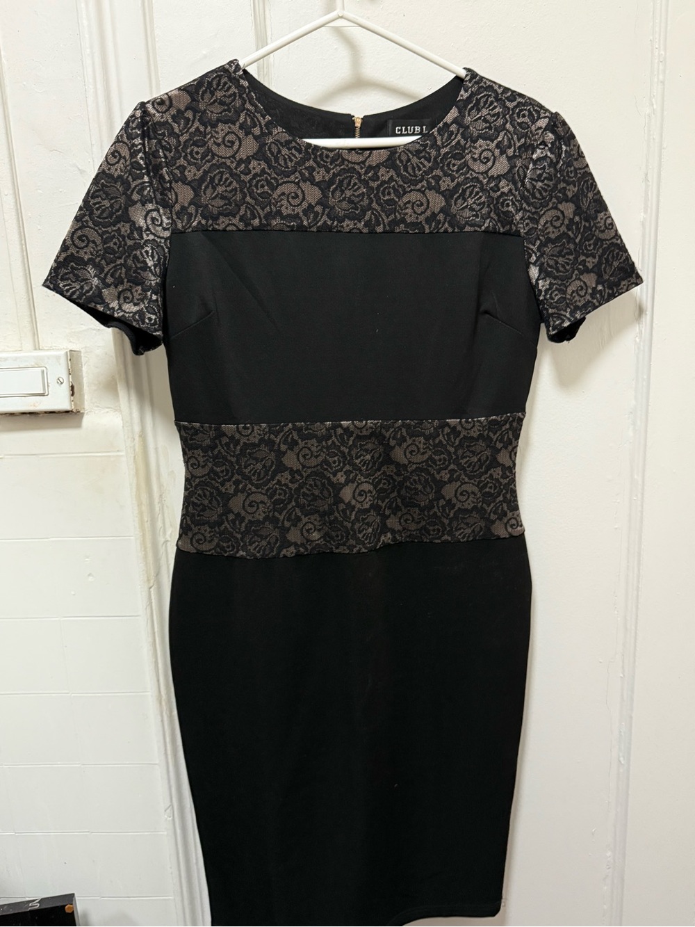 Club L London Size 18UK/14US Rose Gold and Black Lace cocktail dress
